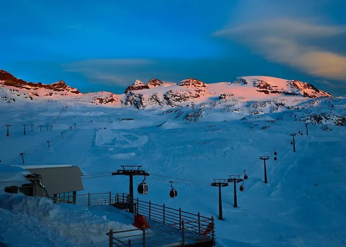 Hotel Lo Stambecco 3*